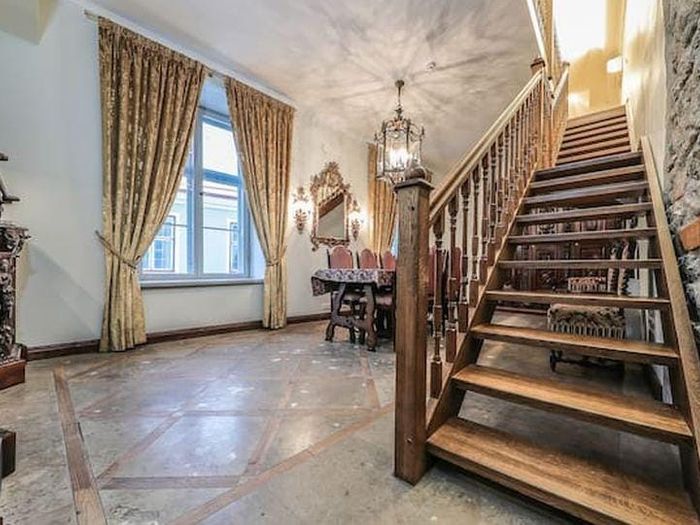 Rahukohtu Luxury Medieval apartment