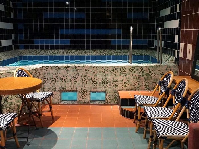 Heldeke!-teatteribaari