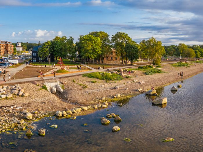 Restored neighbourhoods and a wild past: a self-guided journey through Kopli