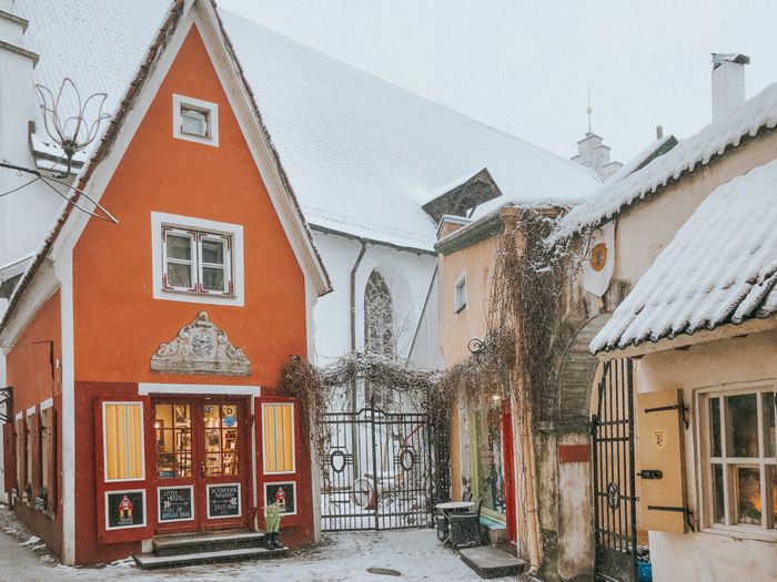 Snowy Saiakang Street in the Old Town of Tallinn, Estonia Photo: Kadi-Liis Koppel