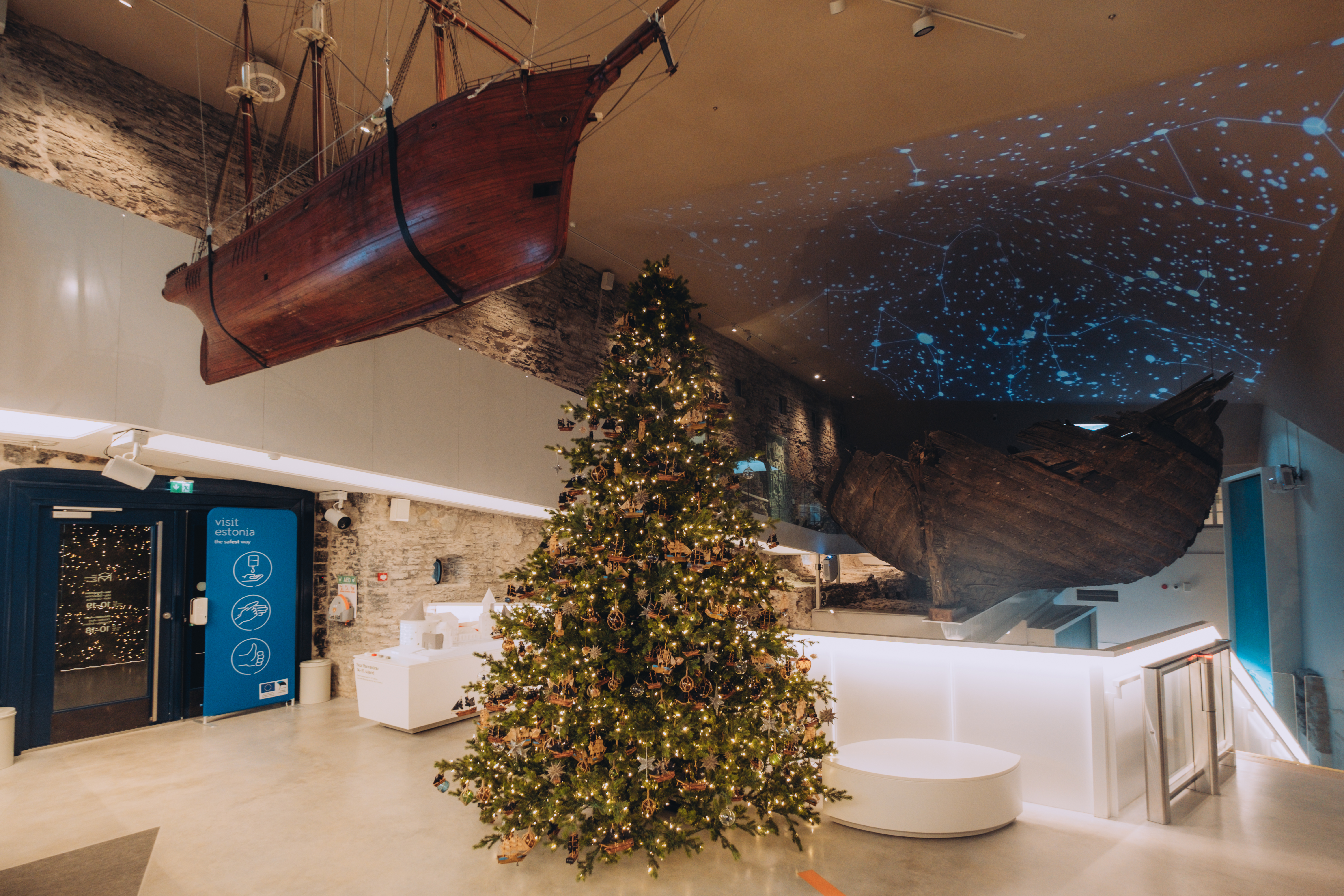 Jõulukuusk Paksu Margareeta meremuuseumis Tallinnas