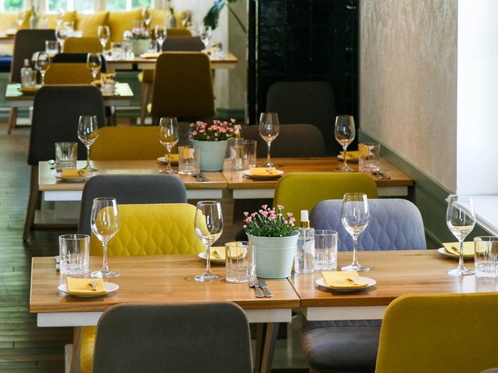 Restoran "Mantel ja Korsten"