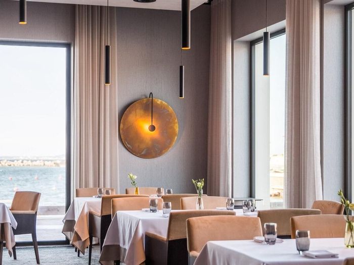 Restoran 180° by Matthias Diether