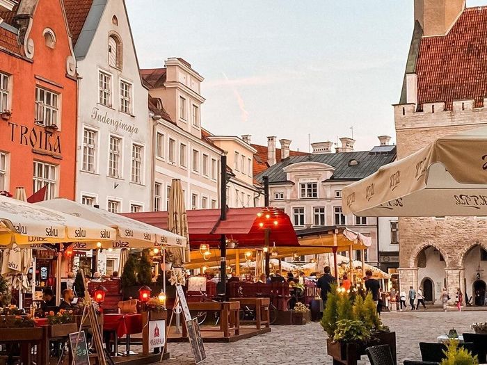 Tallinn Town Hall Square