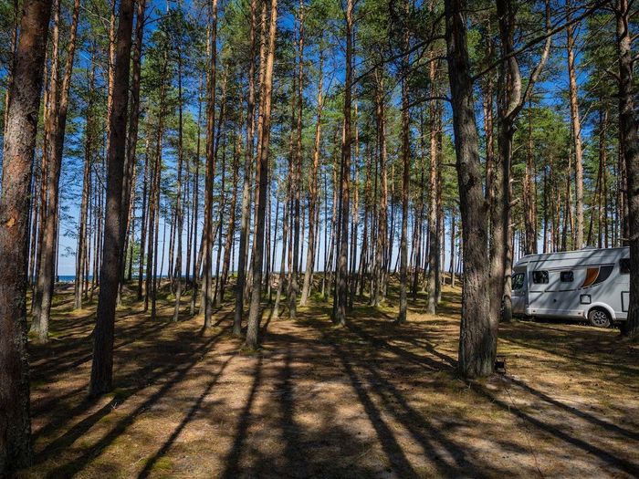 Karavaanialue Valklan lomakeskuksessa