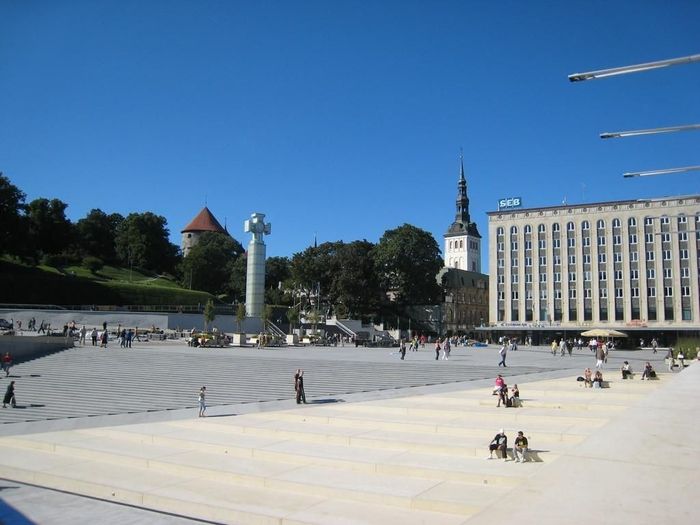 Freedom Square in Tallinn and the monument to the War of Independence